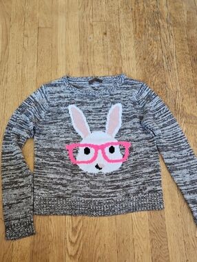 The Classic Bunny Sweater L
